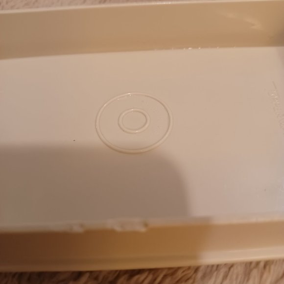 Tupperware Butter Dish - Picture 4 of 7